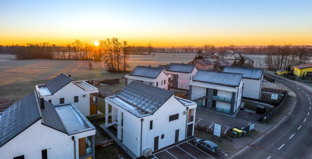 Apartments Sunrise Бановці Екстер'єр фото